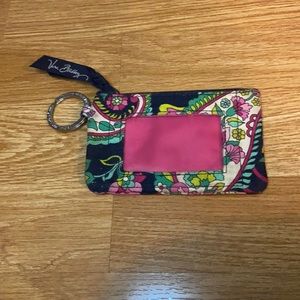 VB Iconic Zip ID Case